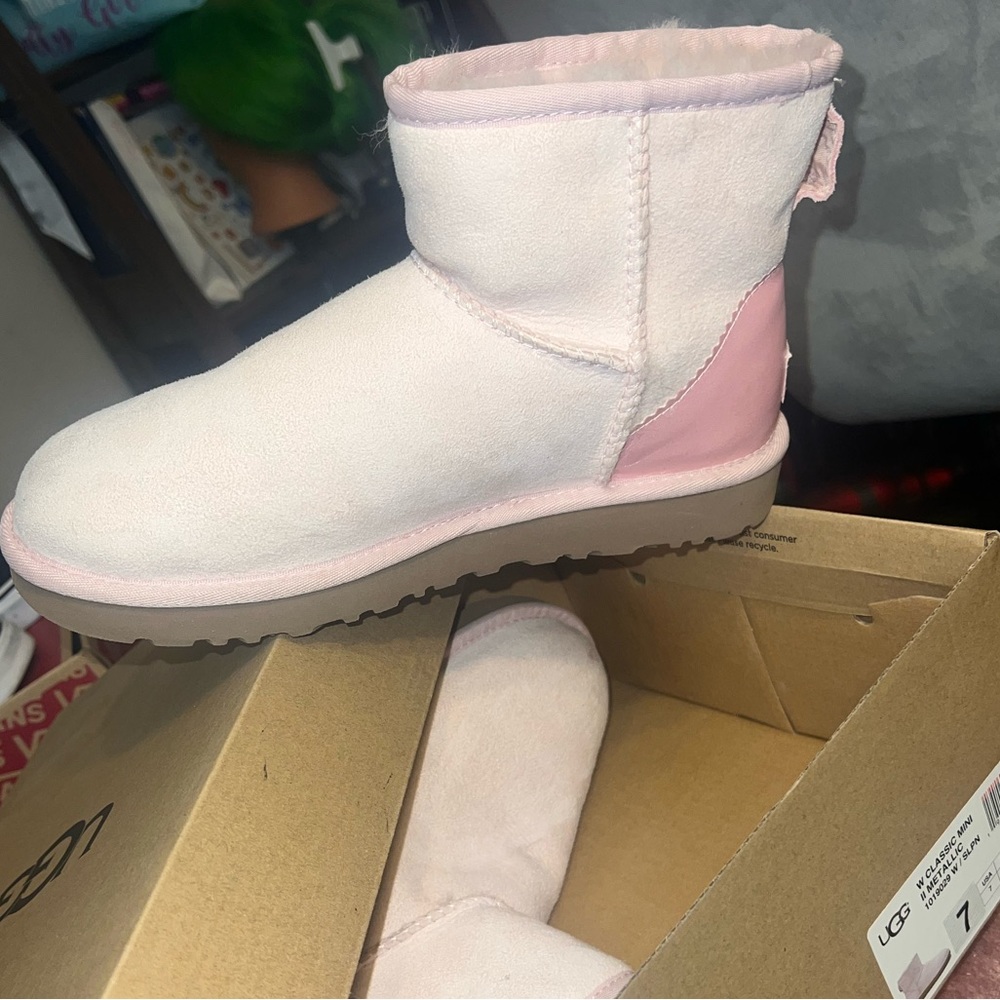 Pink Ugg